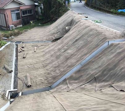 福岡県　進入路整備等土法面保護工事(1030)