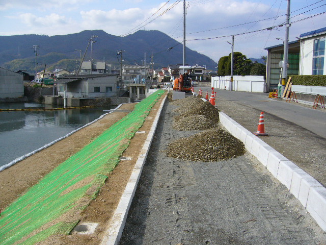 広島県　歩道拡幅工事(874)