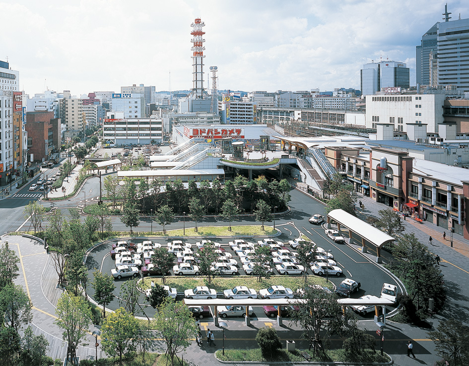 JR仙台駅東口駅前広場