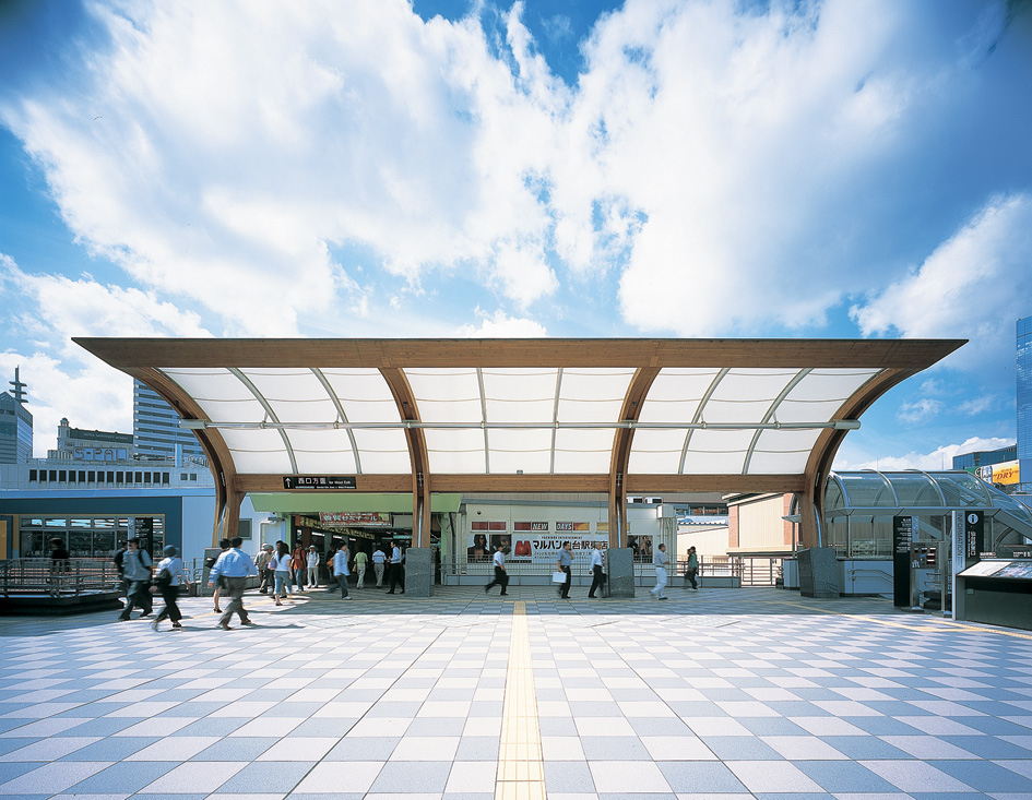 JR仙台駅東口駅前広場
