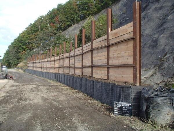 防災ダム施設の法面補修工事での活用